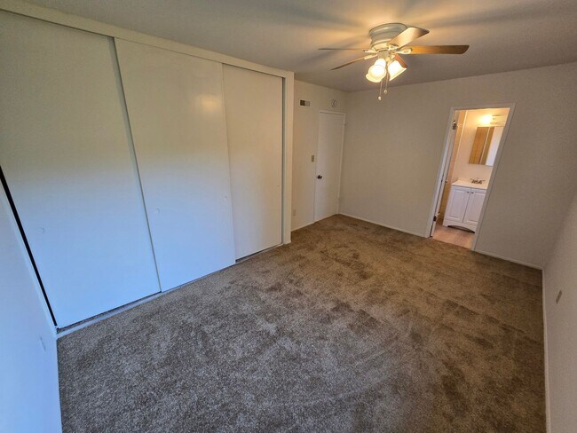 Building Photo - CLAIREMONT HOME 3-BEDROOM, 2-BATH, 2-CAR GARAGE