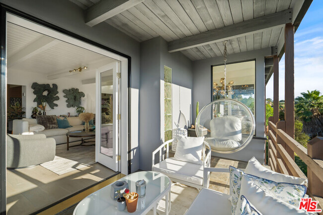 Building Photo - 3288 Wrightwood Dr