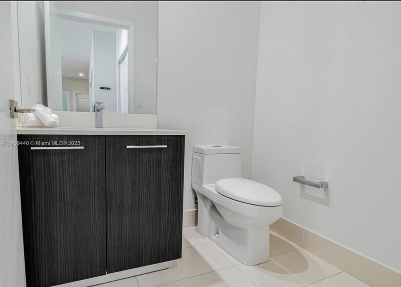 Building Photo - 55 SW 9th St