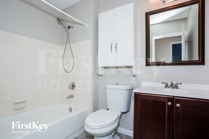 Building Photo - 111 Timberlake Ct