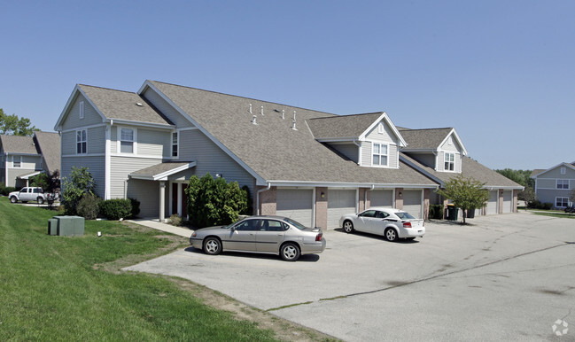 Building Photo - Lake Terrace Apartments