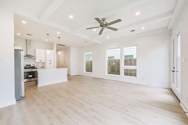 Building Photo - 3032 Gray St