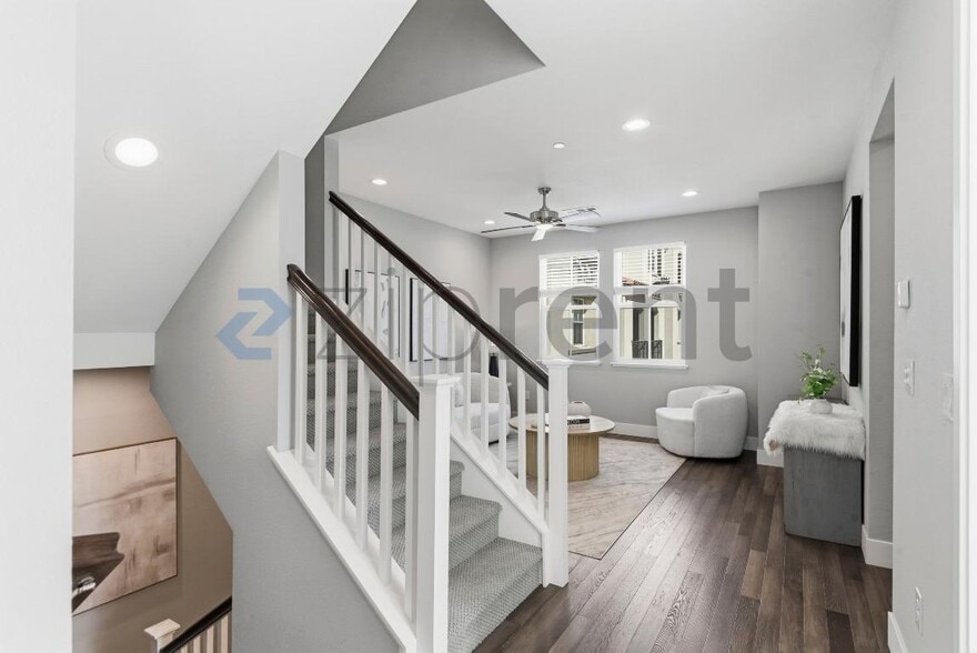 Building Photo - 506 Sardinia Ter