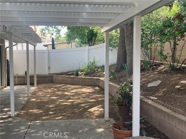 Building Photo - 35117 Hollow Creek Dr