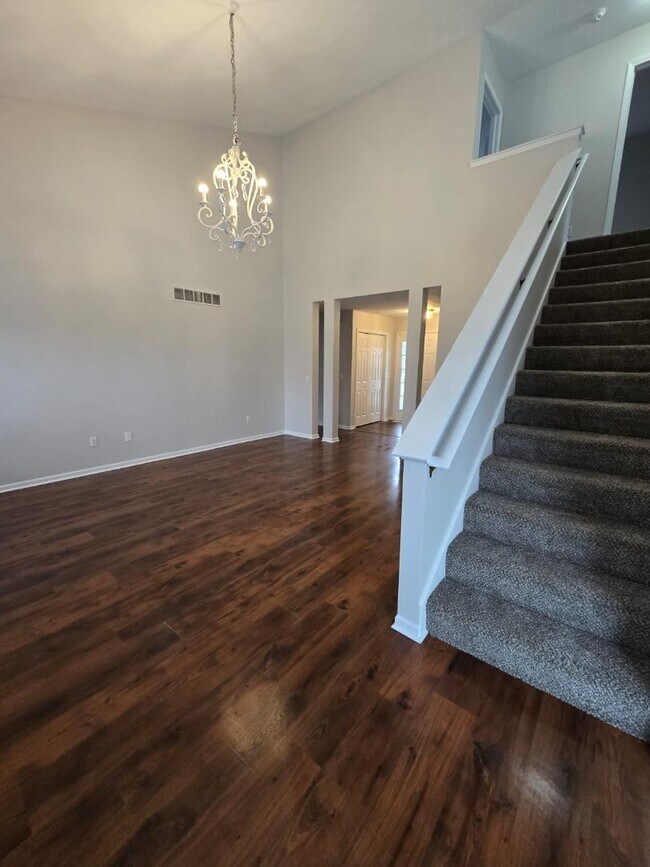 Building Photo - 5431 Boxwood Ct SE
