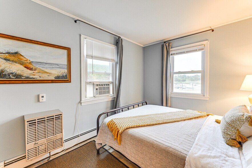 Building Photo - 57 West End Ave