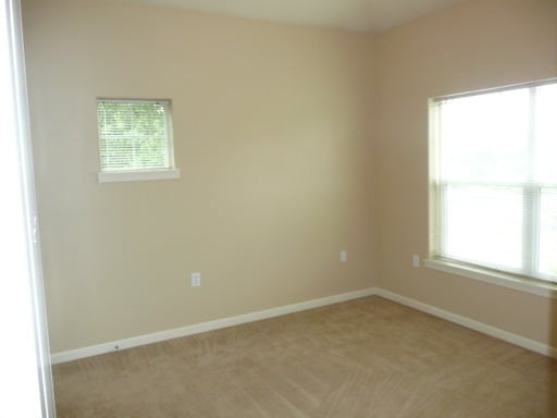 Building Photo - 22810 SW Forest Creek Dr