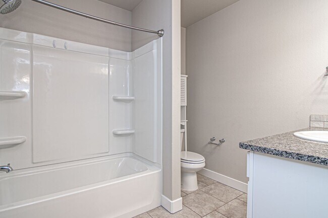 Building Photo - 2510 Outlaw Ct