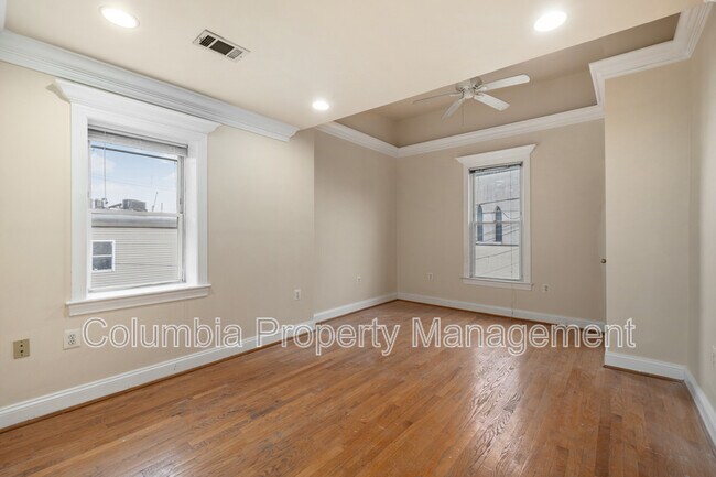 Building Photo - 1809 Kendall St NE