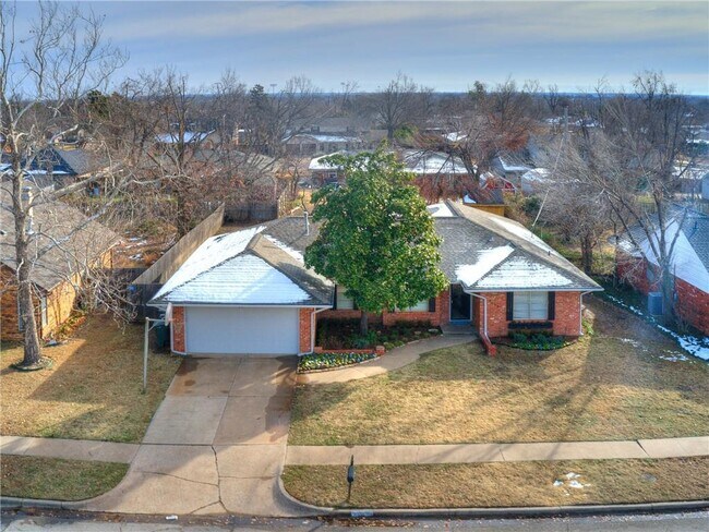 Building Photo - 3608 Jim Robison Dr