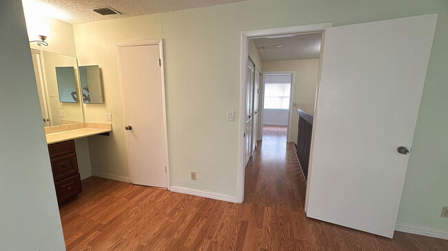Building Photo - 6437 Boca Cir