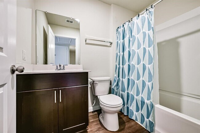 Building Photo - 11627 Braemar Village Dr