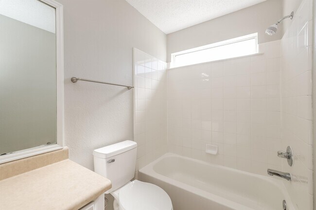 Building Photo - 4834 Royal Hills Cv