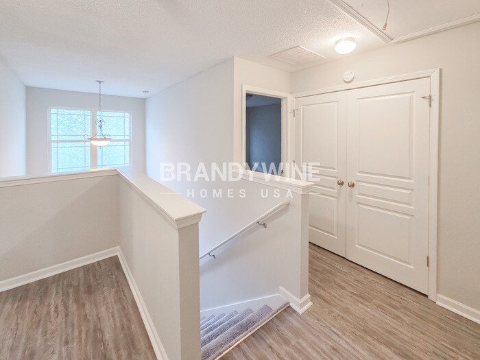 Building Photo - 153 Brasch Park Dr