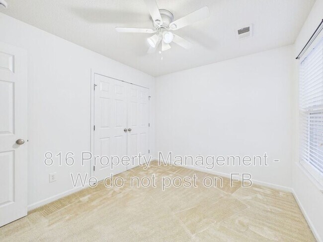 Building Photo - 8164 Drury Ave