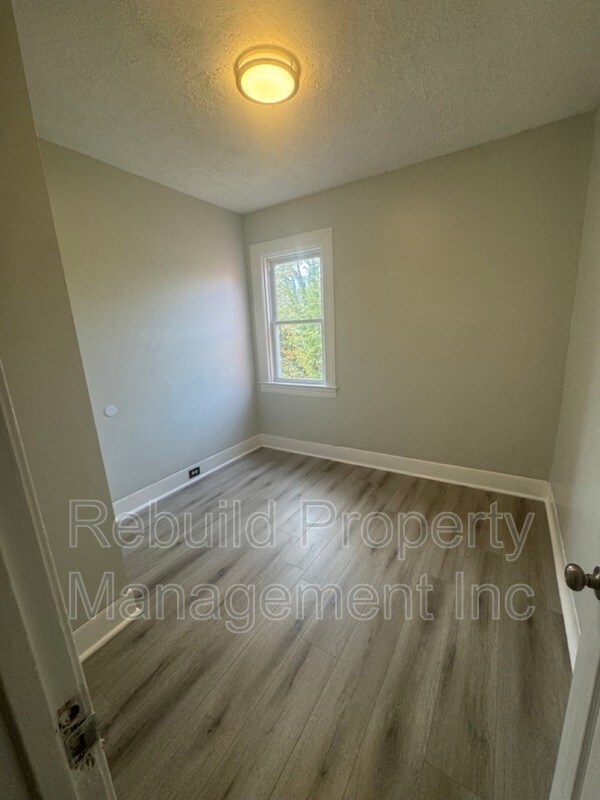 Building Photo - 3706 Gelston Dr