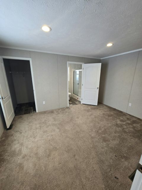 Building Photo - 1455 East Dr