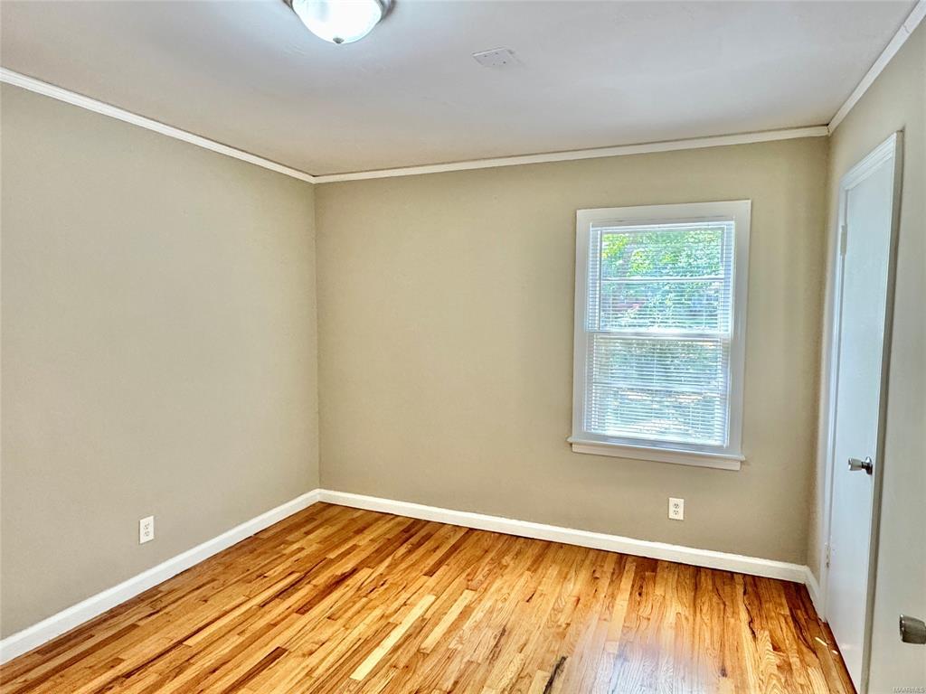 Building Photo - 804 Hillman St