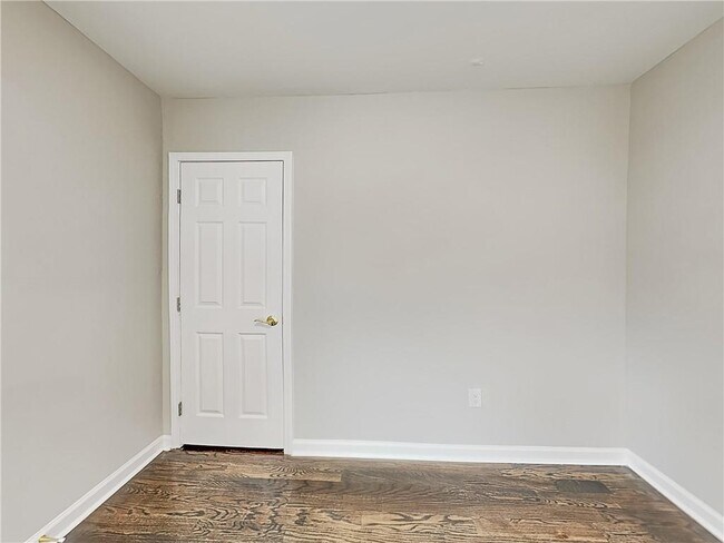 Building Photo - 492 Elbridge Dr NW