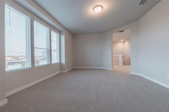 Building Photo - 17402 Torneo Dr
