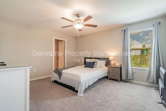 Building Photo - 5157 White Chicory Dr