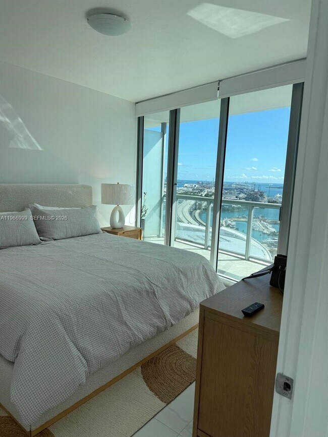 Building Photo - 888 Biscayne Blvd