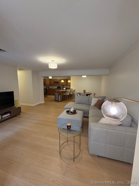 Building Photo - 130 Meridian St