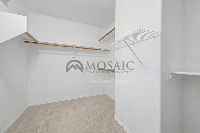 Building Photo - 820 N Granada Dr