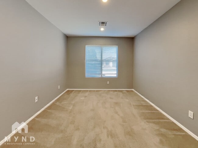 Building Photo - 15012 W Watson Ln