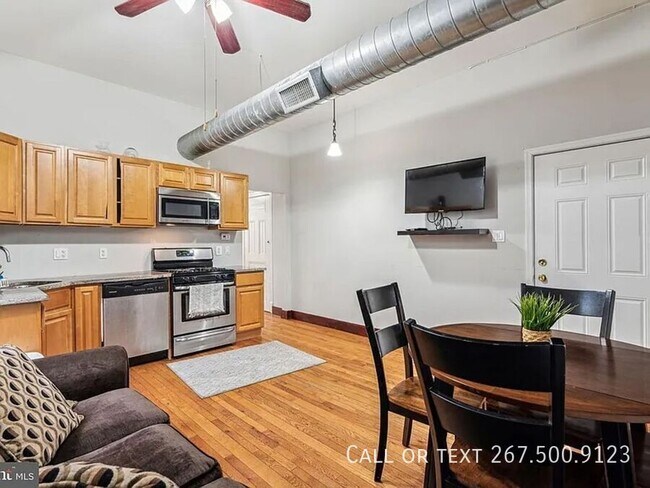 Building Photo - 3414 Spring Garden St