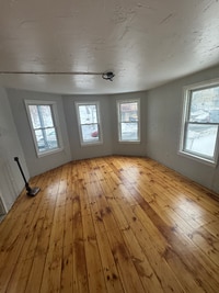 Building Photo - 74 Rodney St