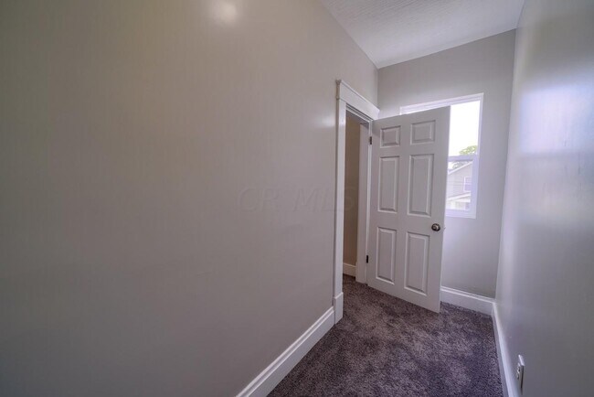 Building Photo - 1482 Hildreth Ave