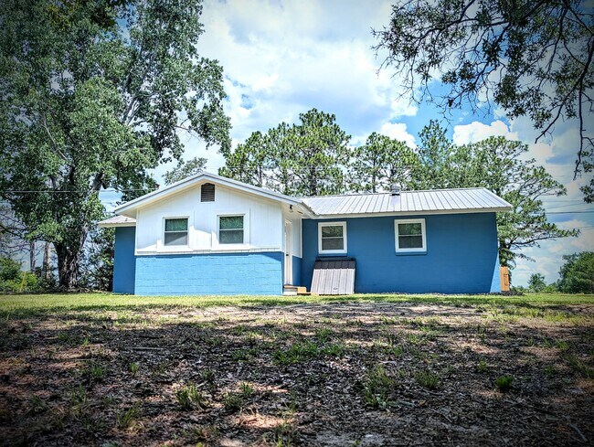 Building Photo - 151 Good Springs Rd