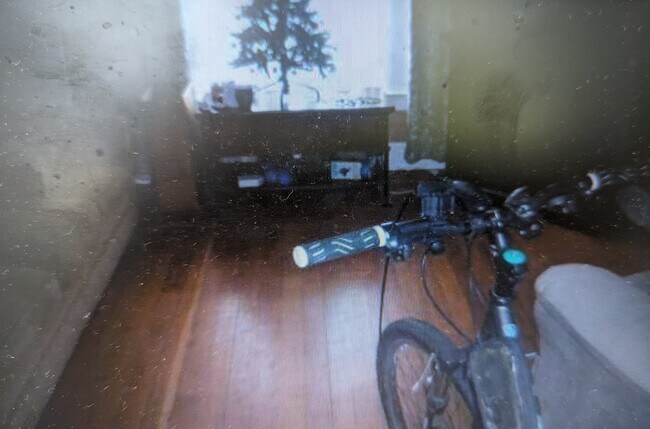 Building Photo - 42 Oakland St