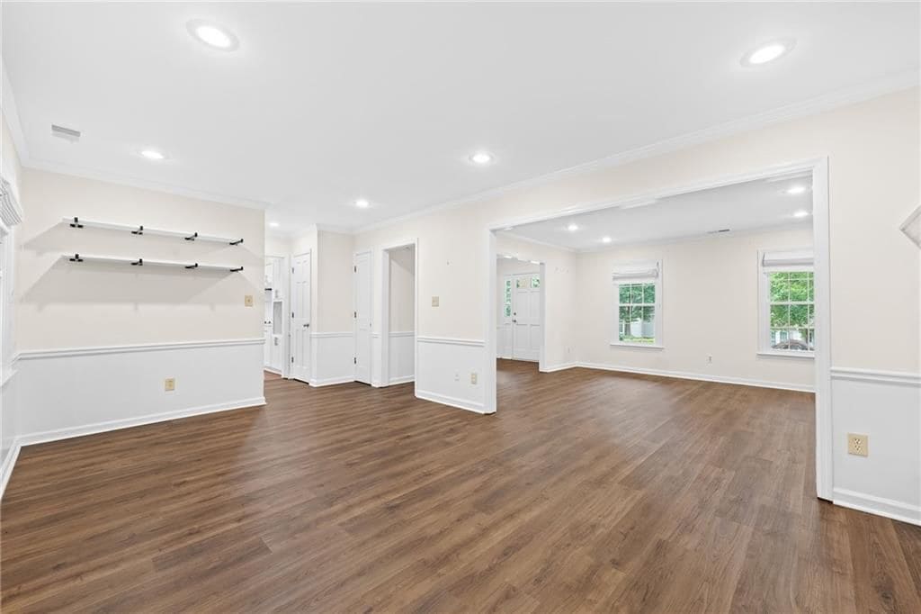 Building Photo - 4496 Windsor Oaks Dr