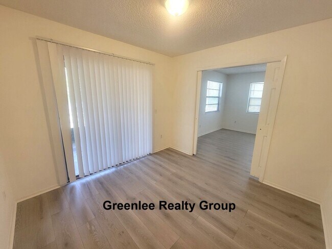 Building Photo - Don’t Miss This Spacious 3 Bedroom / 2 Bath Condo in Baywood Meadows!