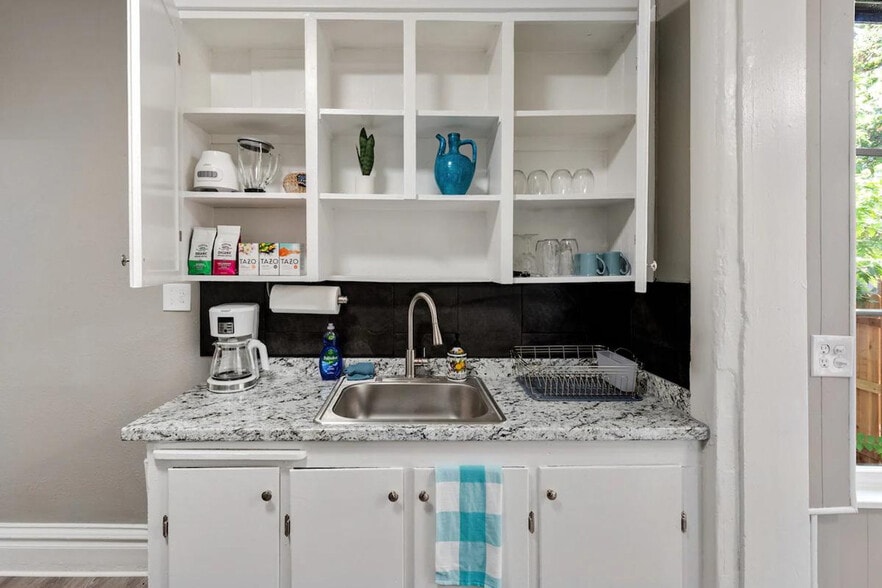 Building Photo - 1400 N Humboldt St