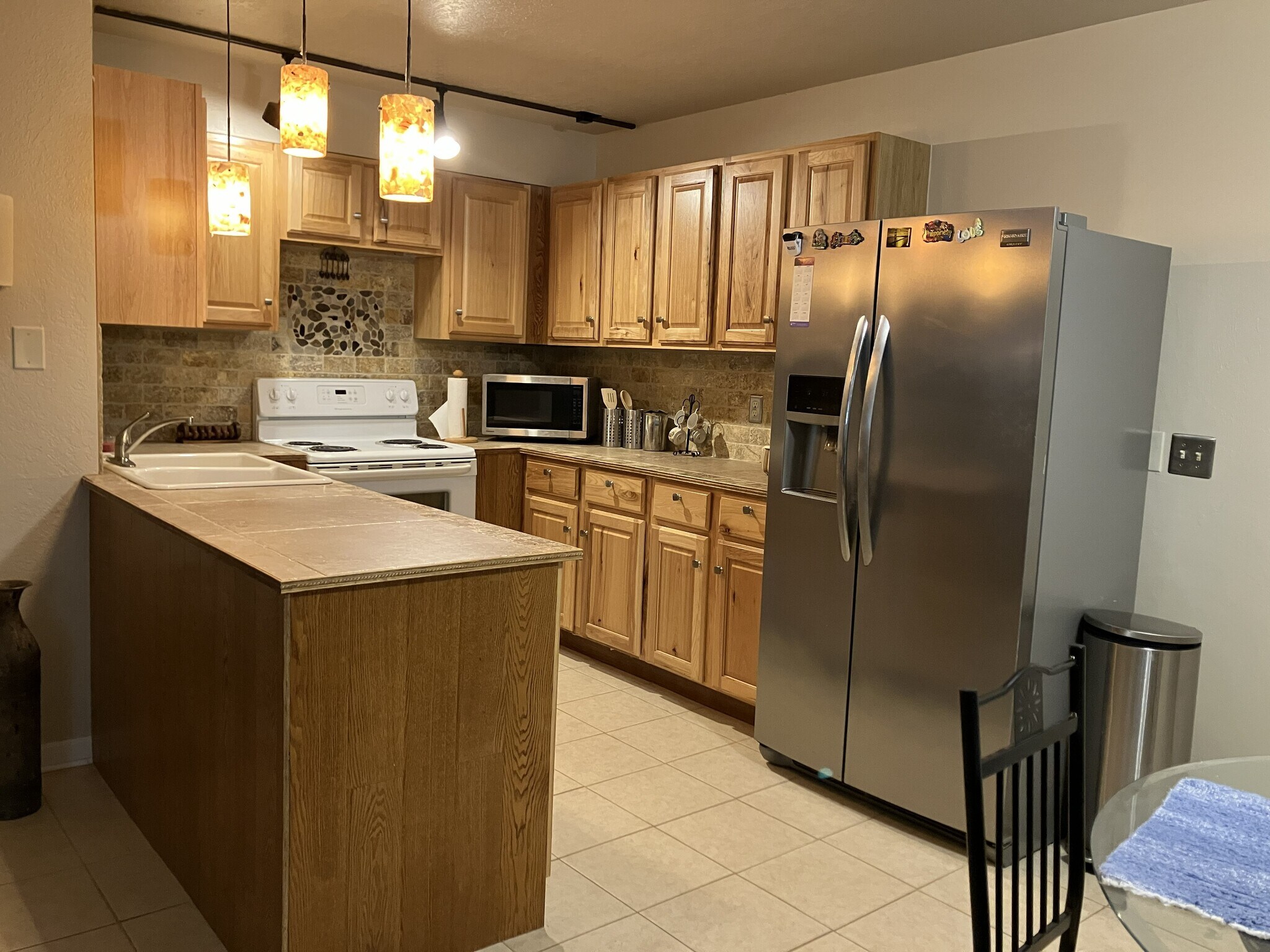 Kitchen pic 1 - 1916 Nighthawk Dr