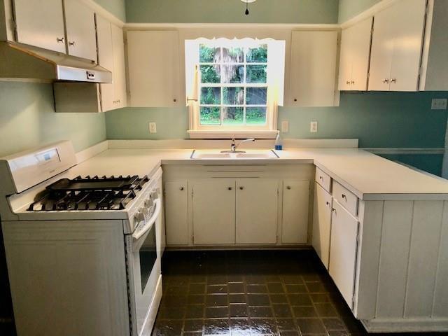 Building Photo - 11 S Monterey St