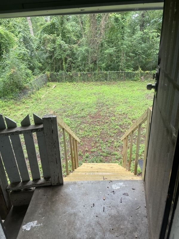 Building Photo - 421 Fielding Ave