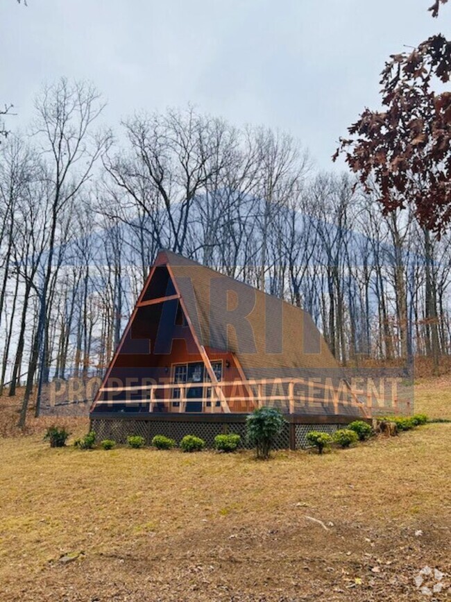 Building Photo - Adorable A-Frame home!