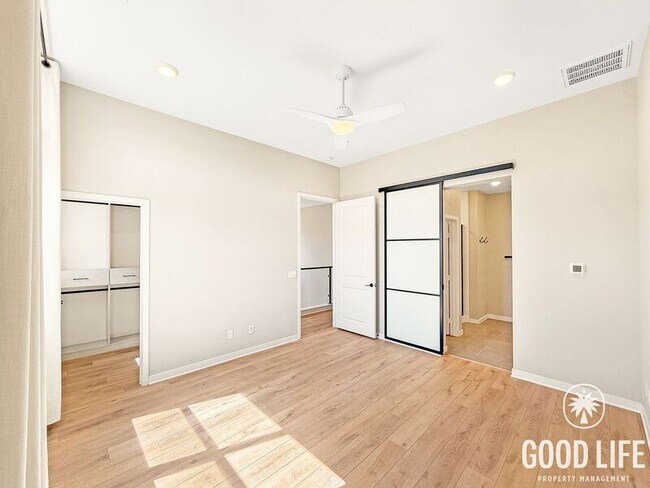 Building Photo - 10432 Harlow Cir