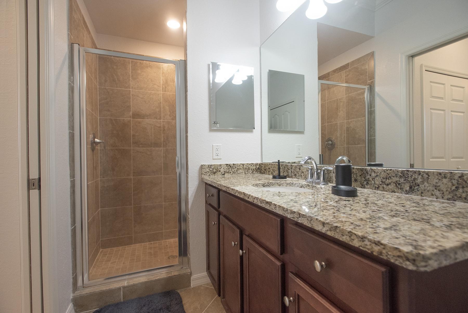 Building Photo - 17108 Vardon Ter