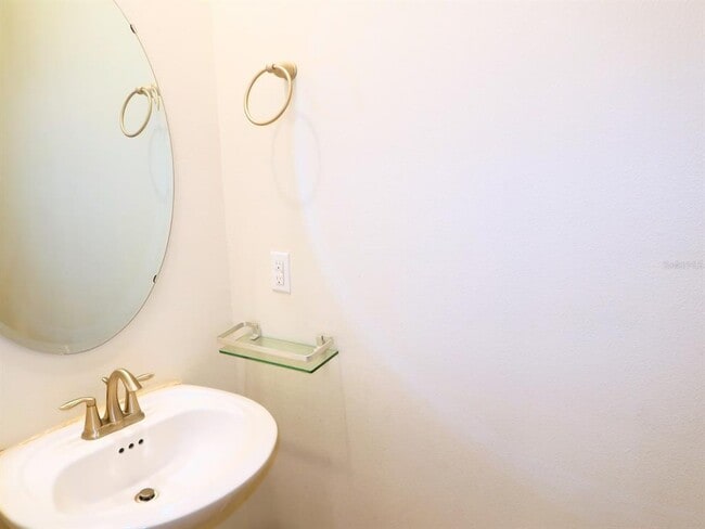 Building Photo - 9114 Tecumseh Dr