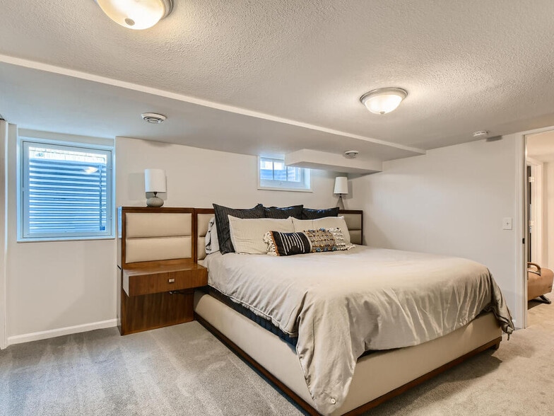 Building Photo - 1316 Oxford St