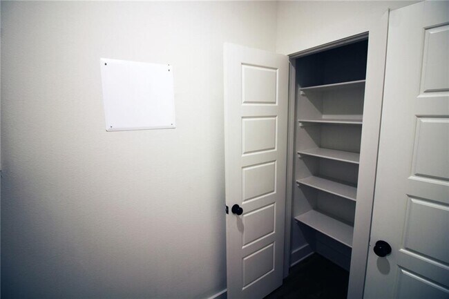 Building Photo - 851 Petit Jean St