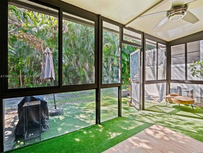 Building Photo - 2553 NW 42nd Ave