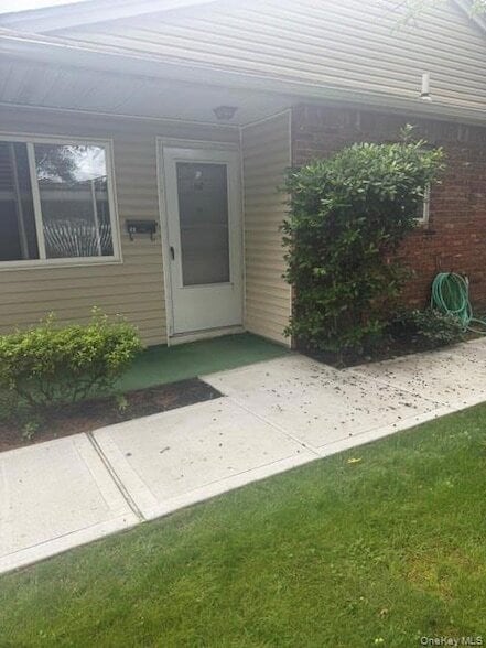 Building Photo - 1-72 Parkcenter Drive Unit