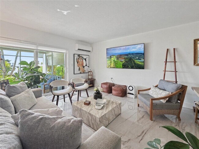 Building Photo - 5301 Ocean Terrace