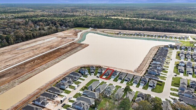 Building Photo - 16632 Aurora St